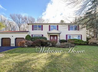 23 Vanderwater Ct, East Brunswick, NJ 08816
