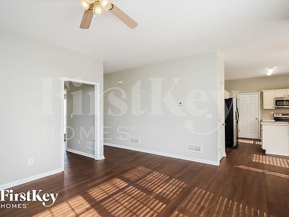 3rd image of 925 Cline Petty Way