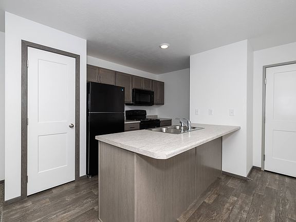 5th image of 7412 E 26th St #7304-307