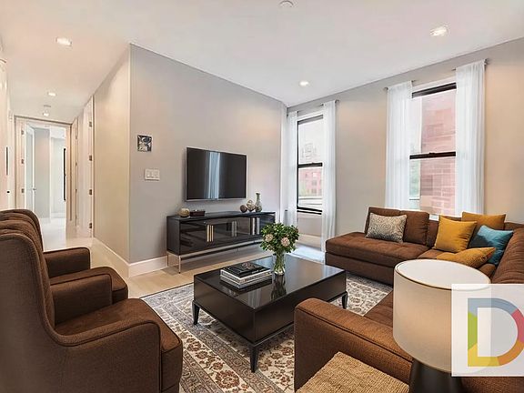 2nd image of 134 Orchard St #20