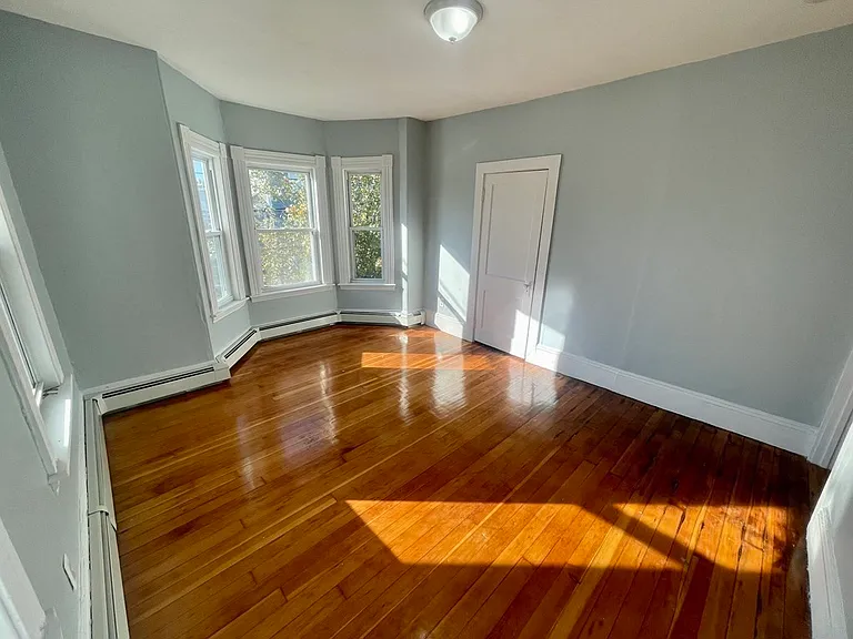 255 Jefferson Ave #2 — Photo 11