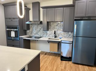 60 Prince St #32, Northampton, MA 01060