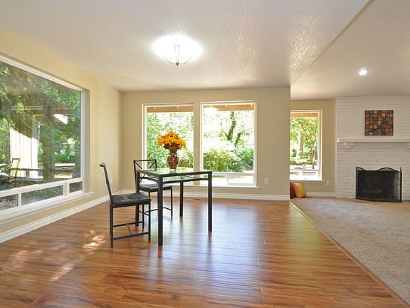 4th image of 6702 36th Street Ct NW