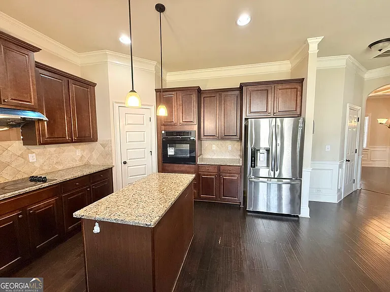 1201 Mottled Ct — Photo 16
