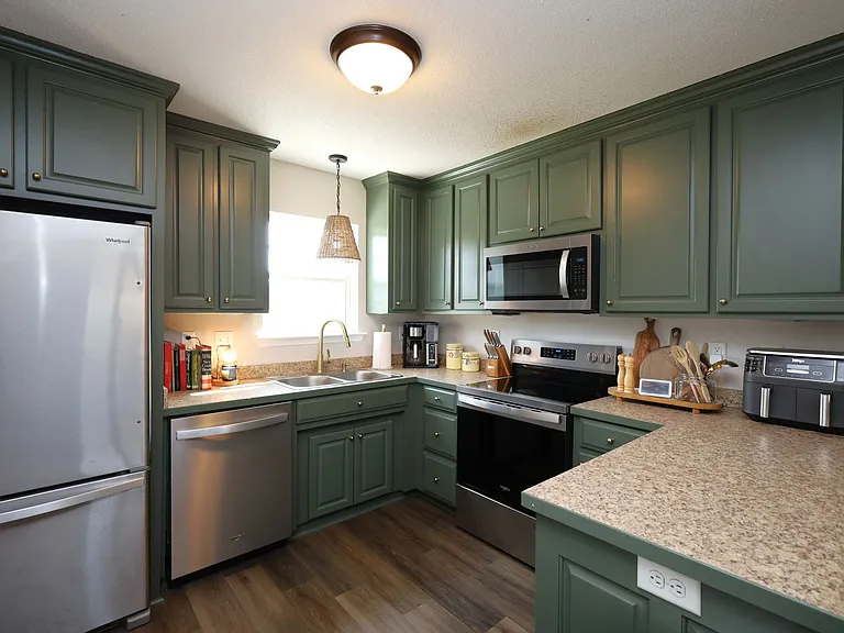 112 Mill Pond Pl — Photo 5