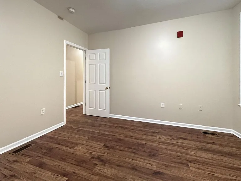 1823 North 33rd Street — Photo 28