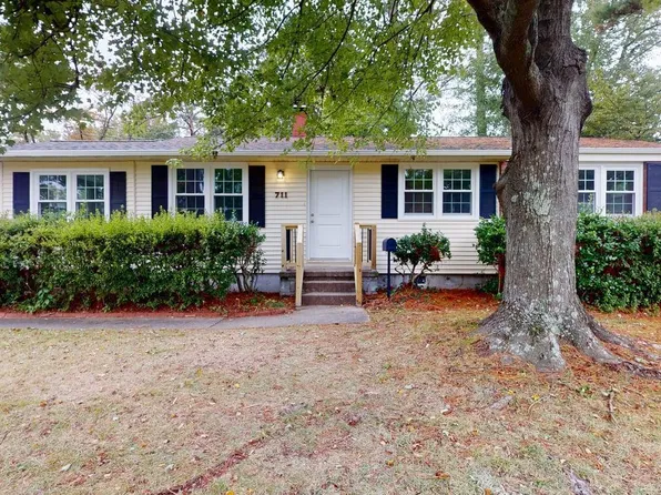 711 Seminole Trail, Jacksonville, NC 28540