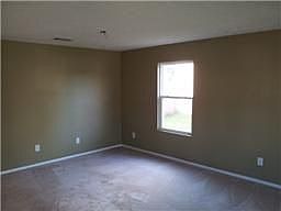 1st image of 1154 Seven Oaks Blvd