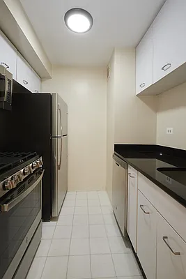 Rented by RSNY Realty | media 4