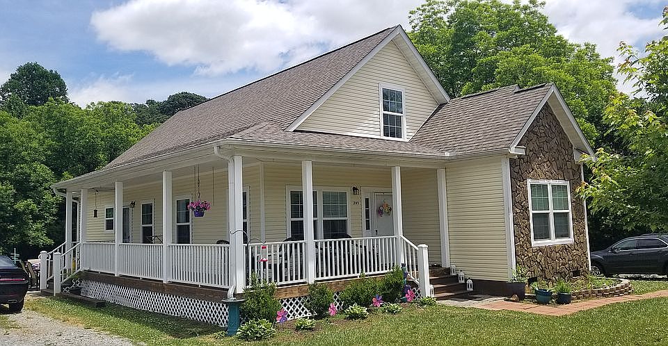 2nd image of 205 Valdese Dr
