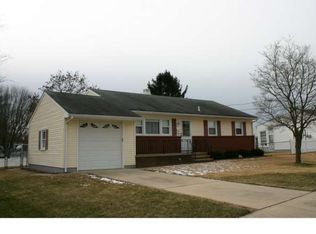 7 Wharian Ct, Hamilton, NJ 08620