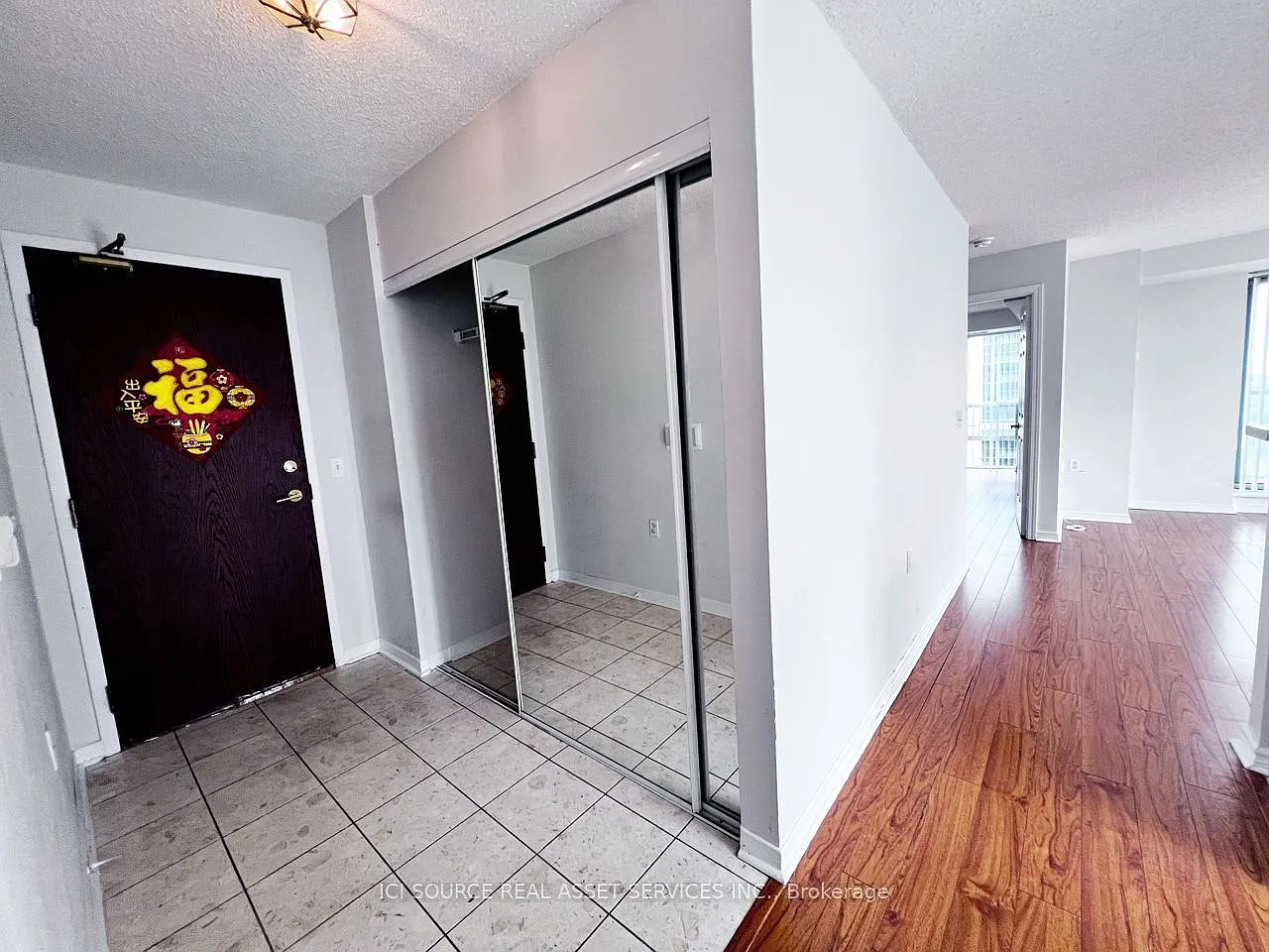 26 Olive Ave — Photo 3