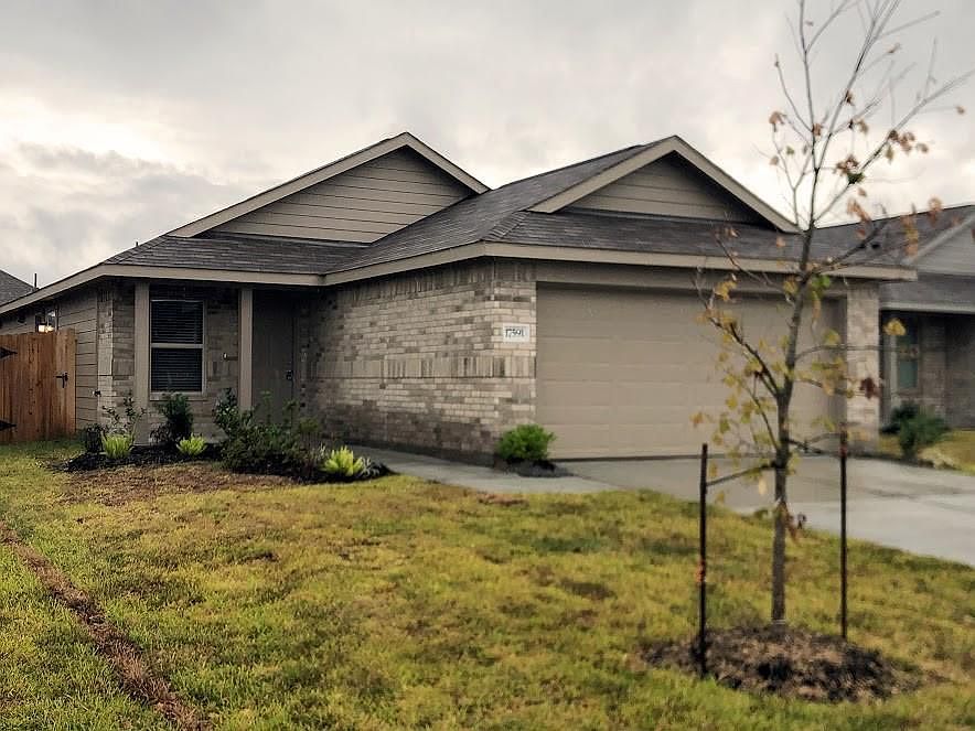 1st image of 17591 Longwood Trace Ln