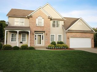 3181 Peterboro Dr, Stow, OH 44224