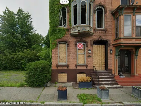 2184 Fifth Avenue, Troy, NY 12180