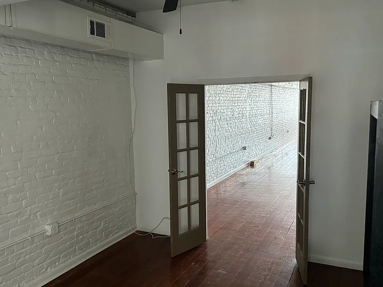 225 N Peters St — Photo 9