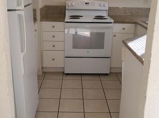 3374 W Shields Ave APT 104, Fresno, CA 93722