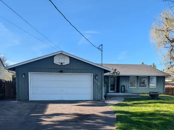2218 Autumn Ave, Klamath Falls, OR 97601
