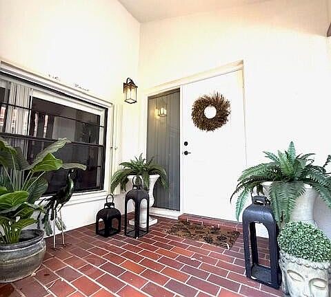3rd image of 665 Deer Creek Hollows Cir