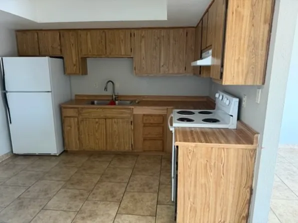 5605 E Lake Mead Blvd #F, Las Vegas, NV 89156