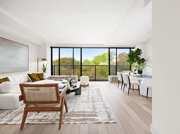 1045 5th Ave #9B, New York, NY 10028