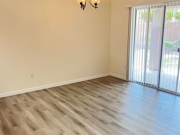 3rd image of 501 Dart Brook Pl