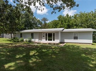 901 W Cypress St, Rogers, AR 72756
