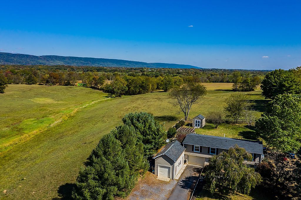 544 N Locust Point Rd, Mechanicsburg, PA 17050 Zillow