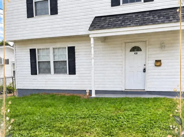 420 Carrollton Dr, Frederick, MD 21701