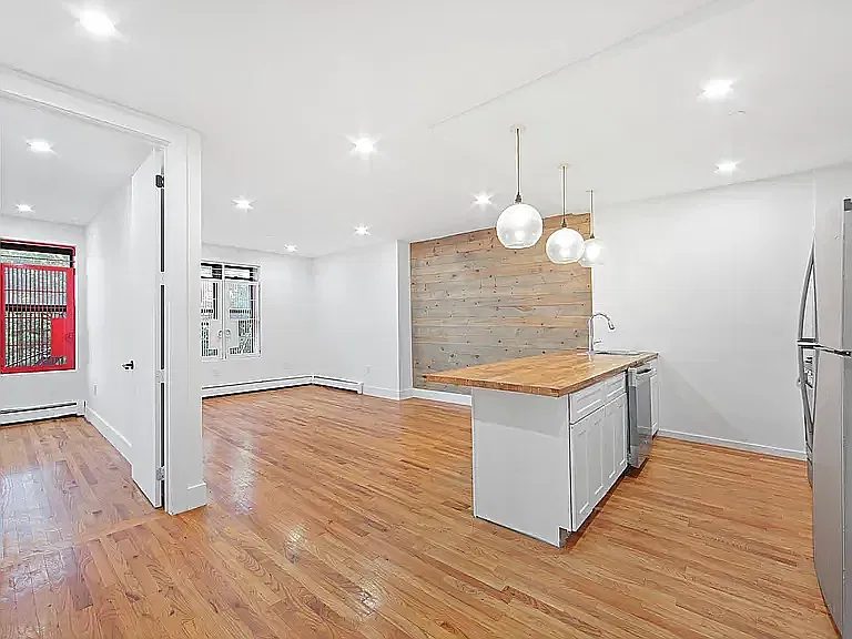 271 Malcolm X Boulevard — Photo 1