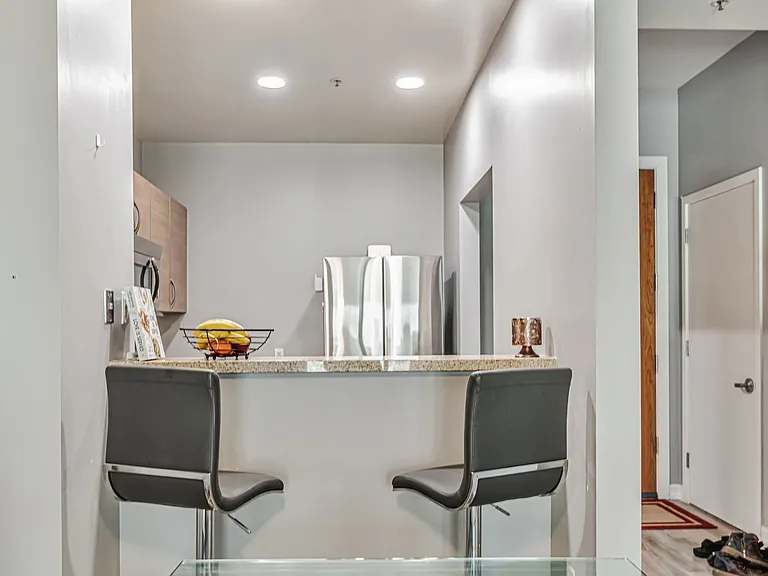 1 Mandalay Pl #1808 — Photo 9