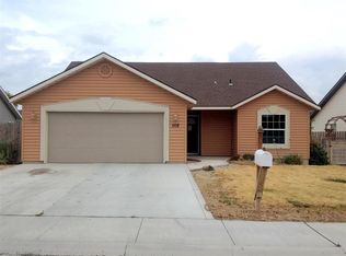 1112 Saddle Dr, Filer, ID 83328