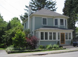 35 Lincoln St, Manchester, MA 01944