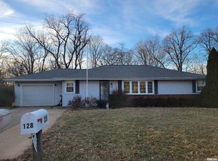 129 Brentwood Dr, East Peoria, IL 61611