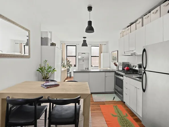 175 Bleecker St APT 18, New York, NY 10012