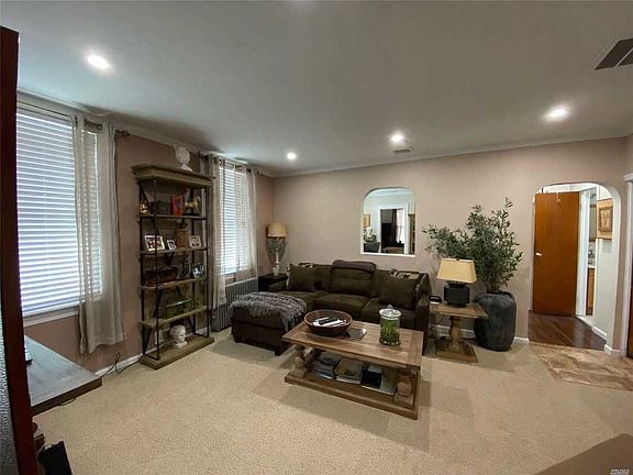 2nd image of 55-70 64th St #3