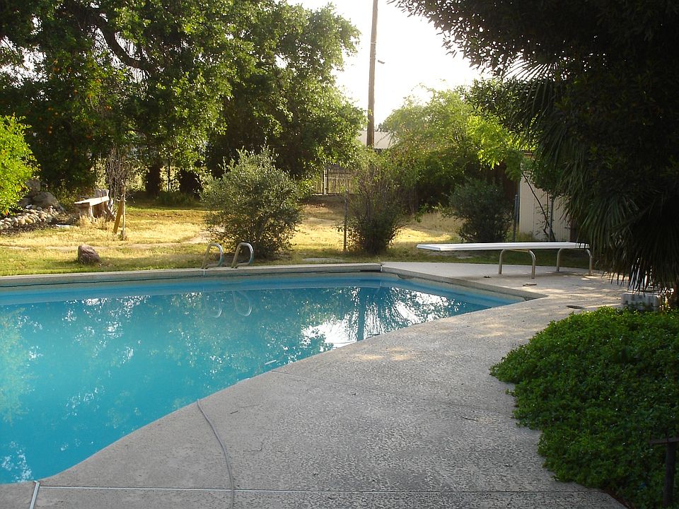 2nd image of 2041 Short Dr