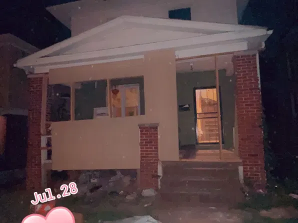 3825 E 9th St, Kansas City, MO 64127