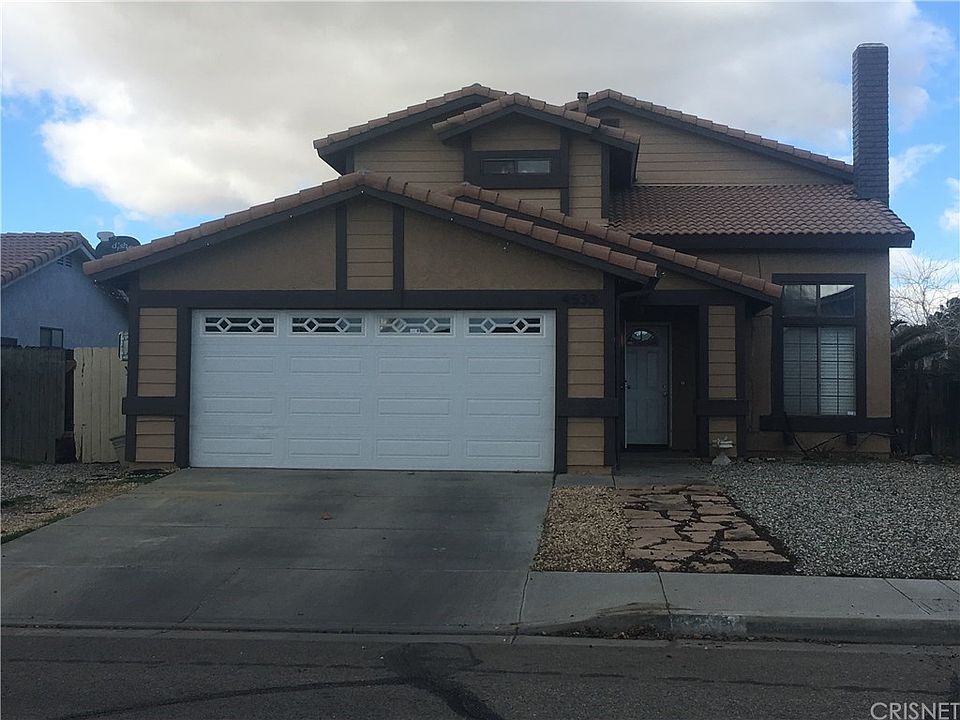 1st image of 4533 Wrightwood Way