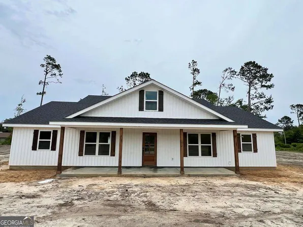 135 Educational Dr, Hazlehurst, GA 31539