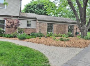 2571 Roseland Dr, Ann Arbor, MI 48103