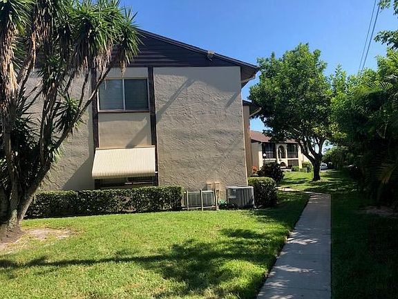 2nd image of 434 Pine Glen Ln APT C-2