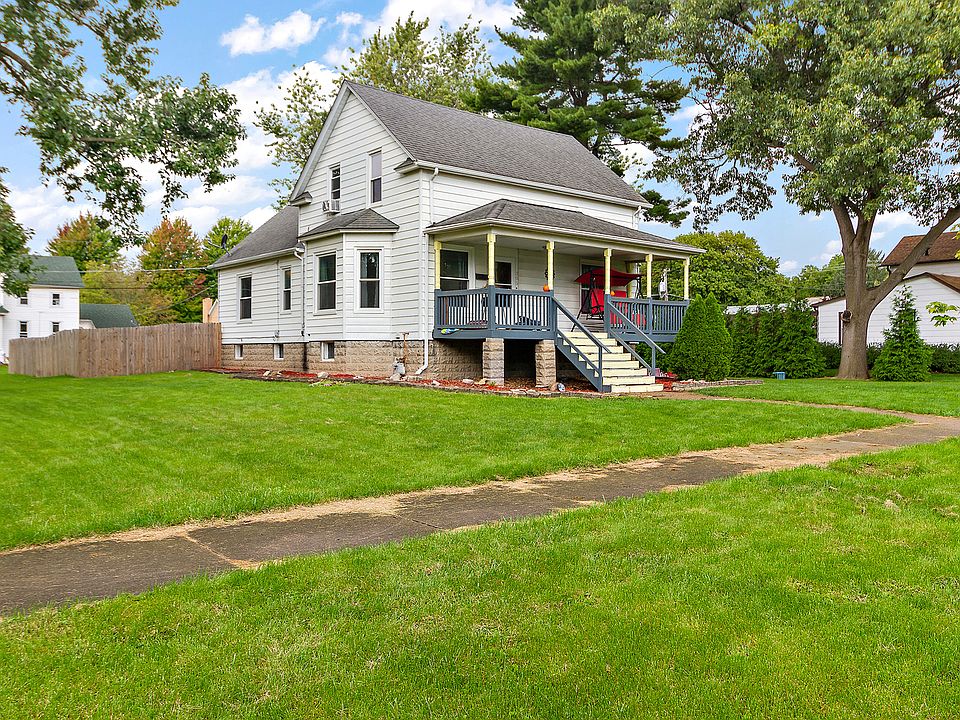 305 N Pine St, Momence, IL 60954 | MLS #11892059 | Zillow