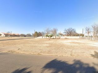1922 15th St, Lubbock, TX 79401