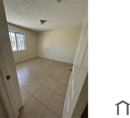 9715 S Broadway #1 — Photo 11