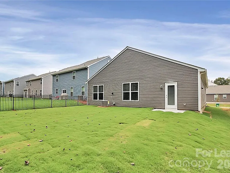 7306 Wheyfield Dr — Photo 20