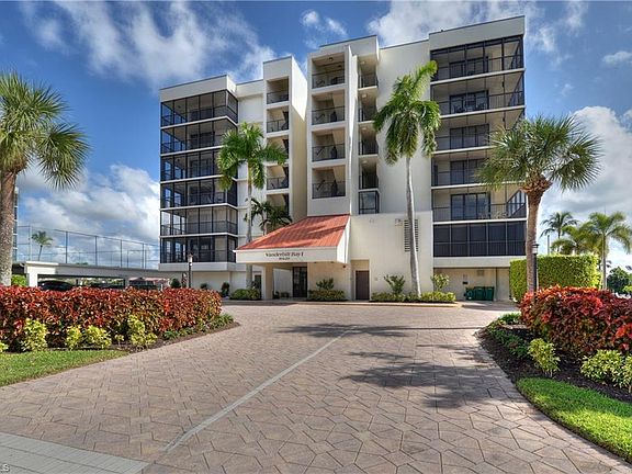 3rd image of 10420 Gulf Shore Dr APT 111