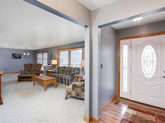 3rd image of 1148 Londonderry Dr