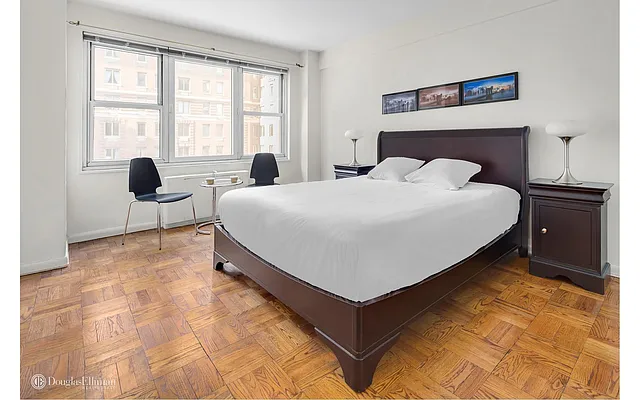 Sold by Douglas Elliman | media 21