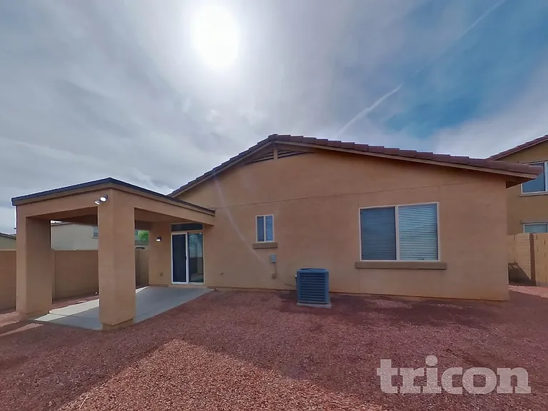 7310 W Saint Charles Ave — Photo 15